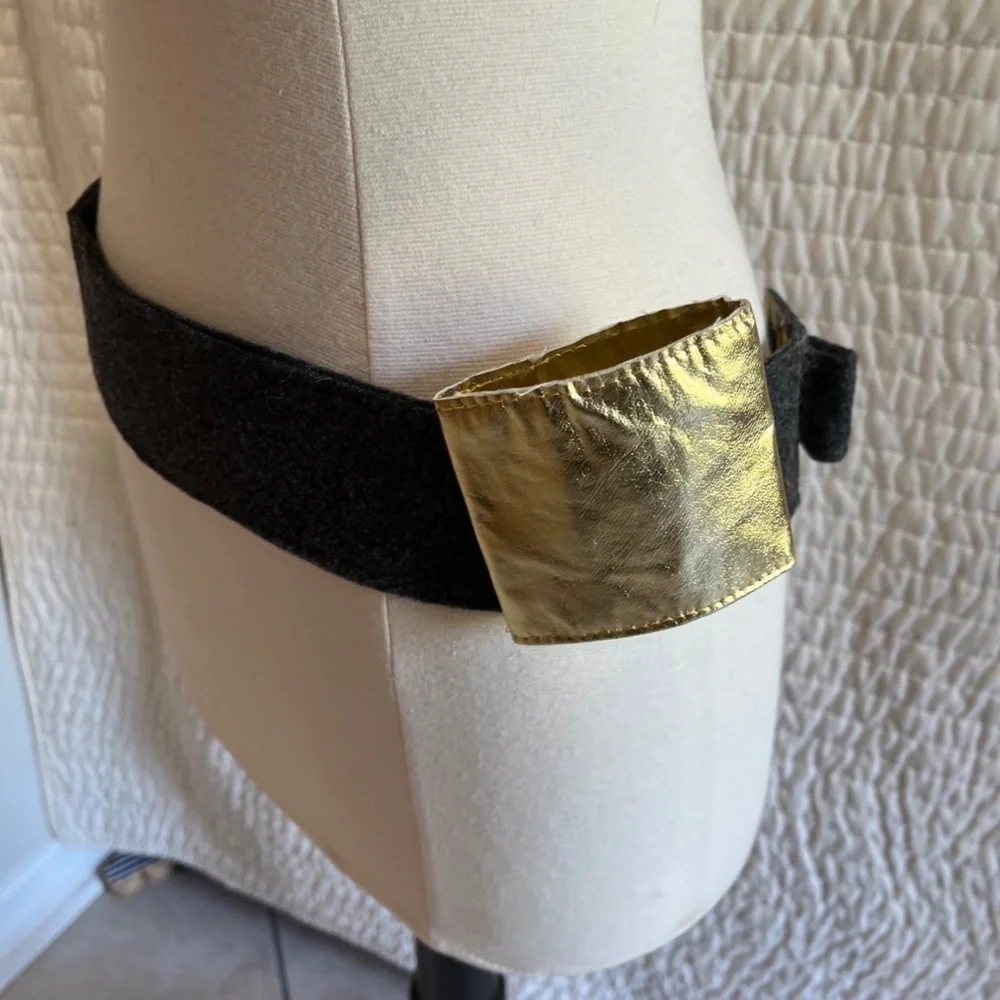 NEW Oh Baby! Crown Sword Belt Kid Toddler Felt Faux Fur Gold Grey Cream Costume